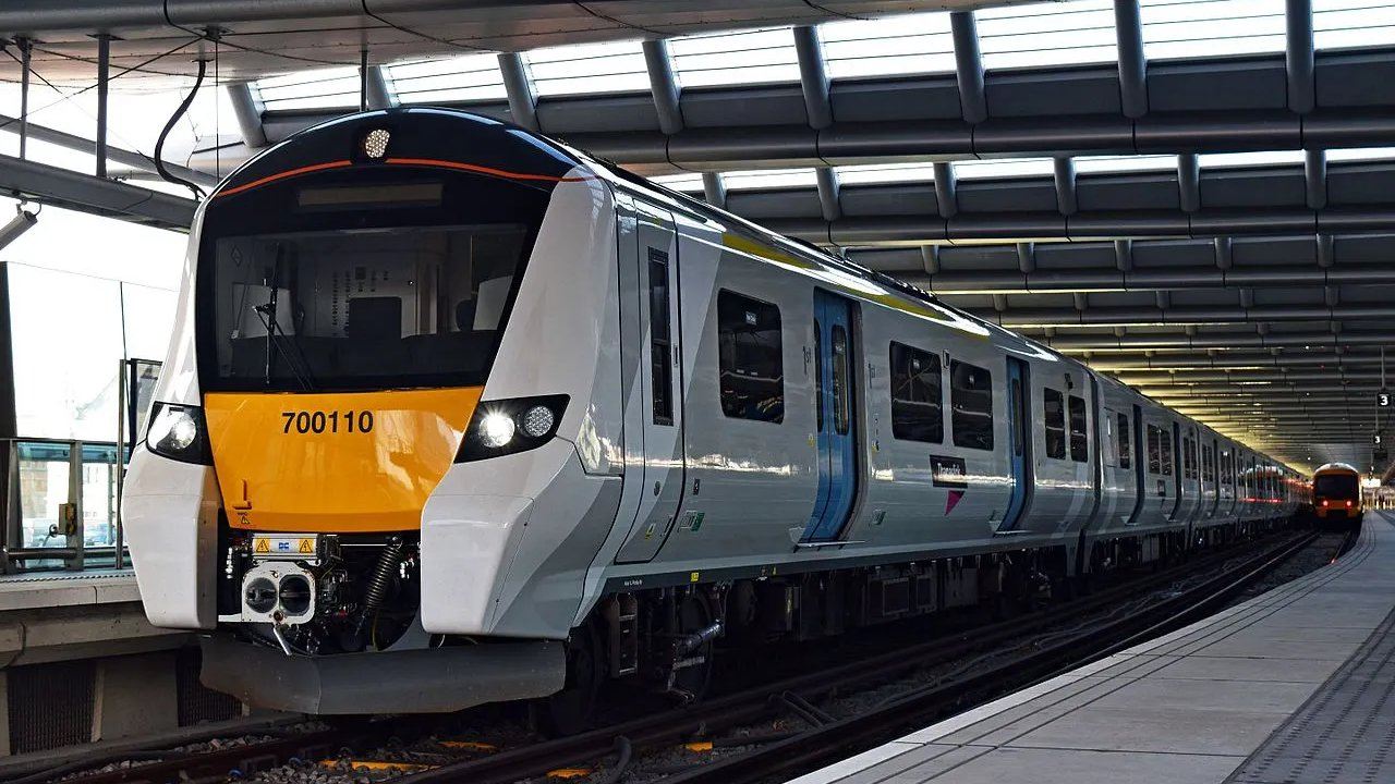 Thameslink train