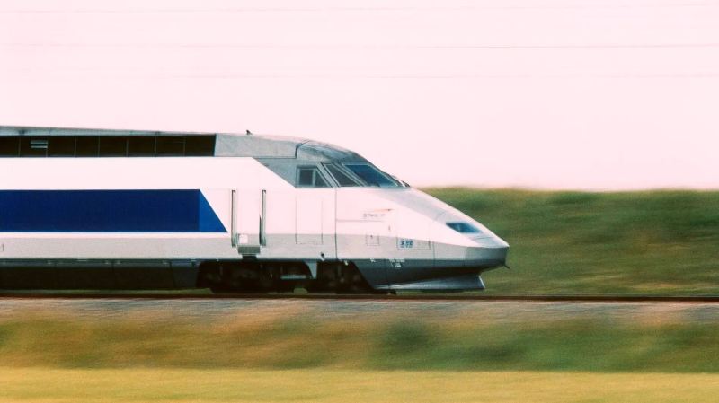 Vitesse élevée TGV train