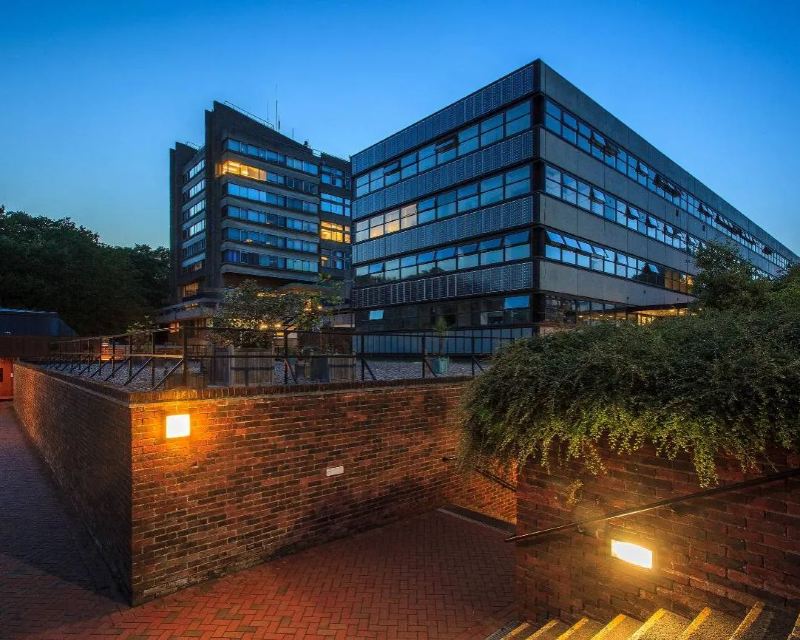 Getting the train to the University of Southampton: Nearest station, routes & student travel guide