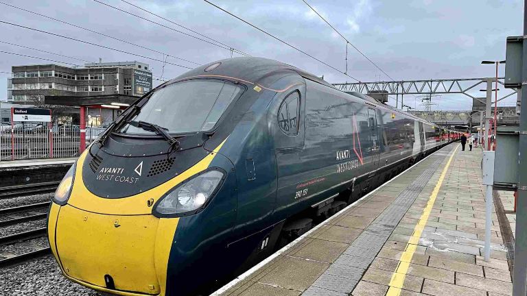Pendolino train