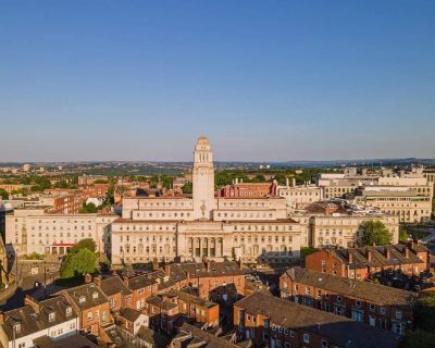 Getting the train to the University of Leeds: Nearest station, routes & student travel guide