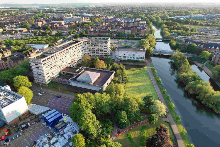 Bedford (Any)