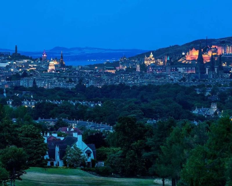 Trains to Edinburgh Festival Fringe 2026: Nearest station, popular routes & event info