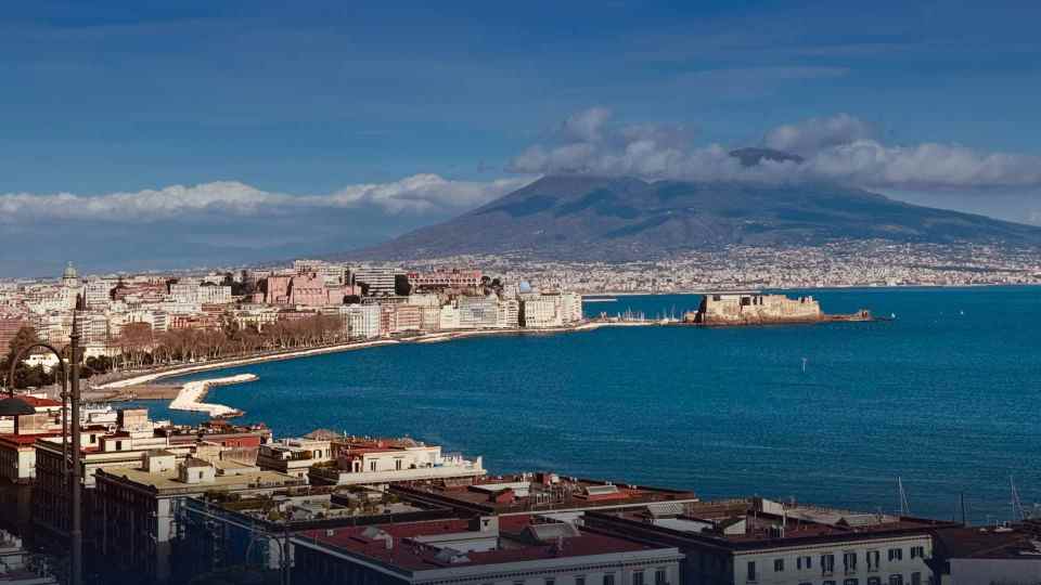 Treno Gualdo Tadino Napoli da 37,57 €
