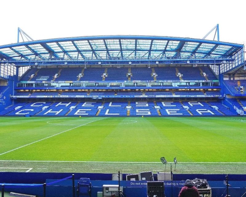 Travelling by train to Stamford Bridge | Stations & Routes