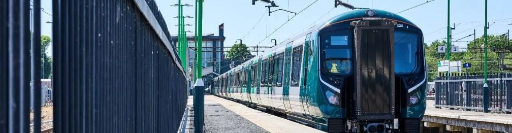 Family trip to Liverpool with LNR Family Advance fares