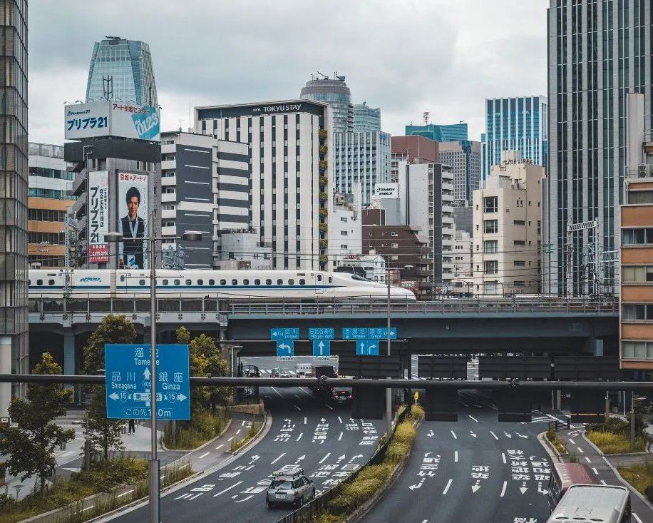 Viaggiare a bordo dello Shinkansen