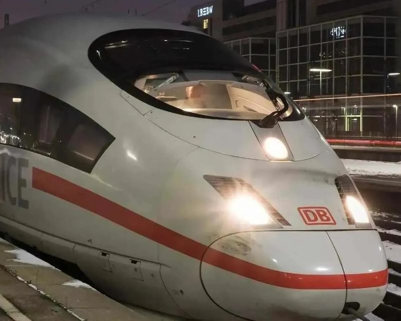 Bahnkarten für Tourist:innen in Deutschland: Angebote, Vorteile und praktische Tipps