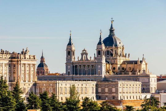 Barcelona発Madrid行き