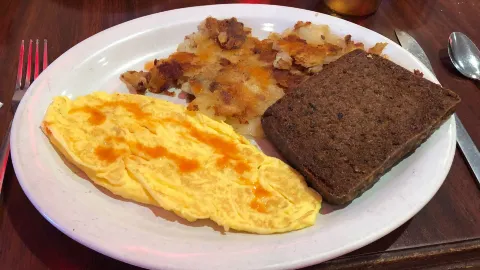 Fireside Family Restaurant in 글로스터 카운티