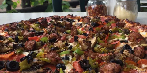 Upper Crust Pizza