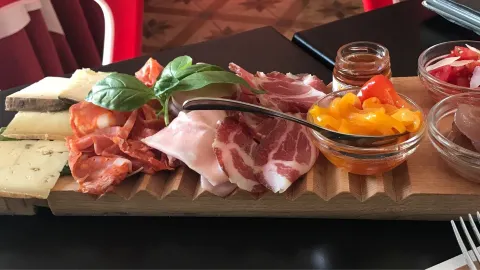 La Gilda in オストゥーニ