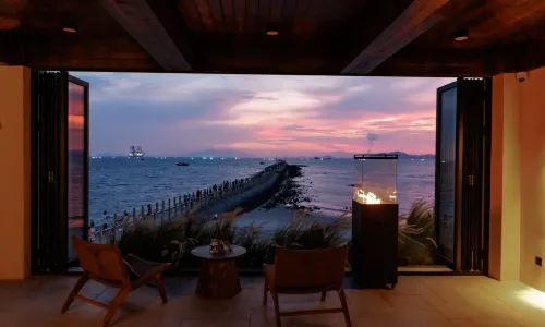 逸山海·小海邊&海景咖啡西餐廳（惠州雙月灣店）