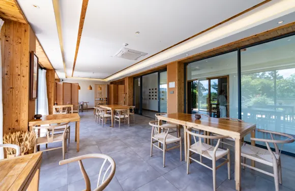 撫仙湖雲覓棲舍酒店·澄江山上有菌餐廳