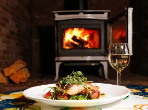 Calico Restaurant and Bar