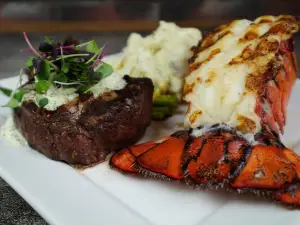 North Banks Restaurant & Raw Bar