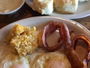 Cracker Barrel Old Country Store