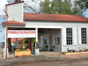 Magnolia Filling Station