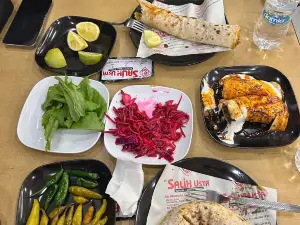 Mr Salih Usta Tantuni & Biftek