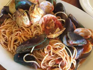 Luca's Cucina Italiana & Lodge