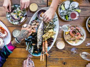 Zafishowani - restaurant - wine bar&store