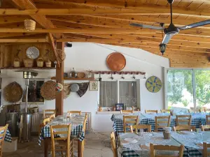 Ariadne Taverna