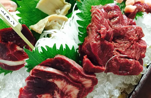 Tsuruga Honten: Aizu Sakura Nabe