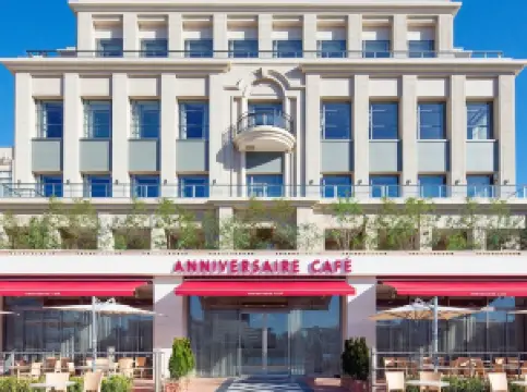 Anniversaire Cafe Minatomirai Yokohama