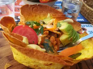 Le Chat Chapeaute