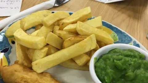 Wrexham Fish Bar in 렉섬