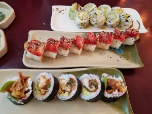 Tomo | Japanese Restaurant