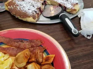 Papa Pete's Home of the Giant Pancakes