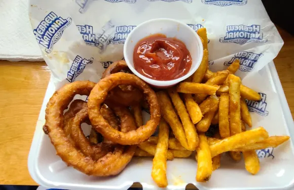 Jake's Diggity Dogs