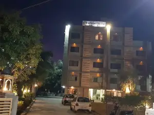SNP HOUSE, Airport Hotel, Restaurant, Dabok