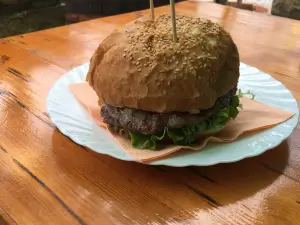 Betola Na Giru