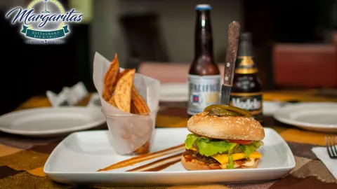 MARGARITAS Restaurant Bar & Grill in ซีนาโลอา