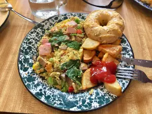 Big Hole Bagel