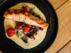 Tonic Seafood & Steak