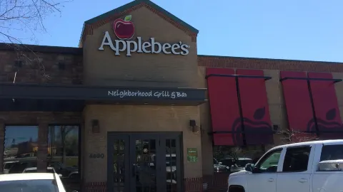 Applebee's Grill + Bar in フォーサイス