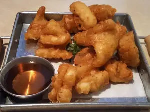 Tom Yum Thai & Sushi Restaurant
