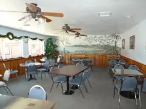 Lakeshore Resort & RV