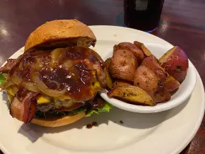 Jake n JOES Sports Grille - Braintree