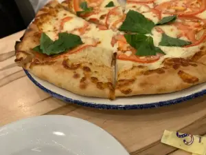 Leo's Italian Social