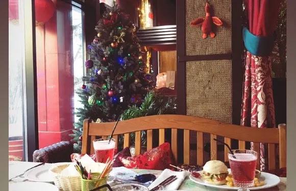 Kitaiskaya Kukhnya Utka Wok Lapsha