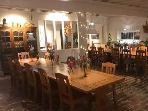 Hulkoffgården