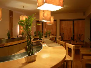 Maguro Sushi Bar