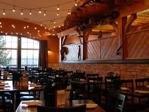 Lakeview Grille