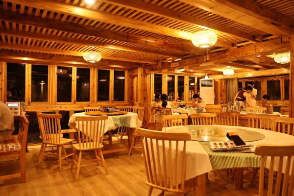 肇兴溢香小楼餐饮店