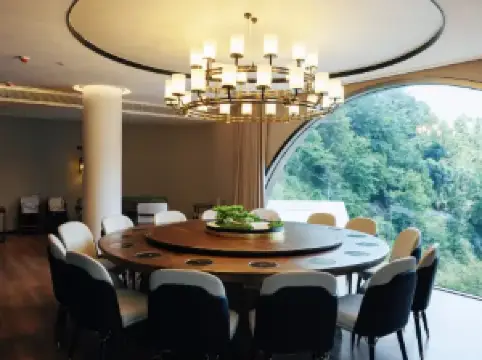 原舍嘿矿熊猫民宿·山景餐厅