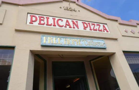 Pelican Pizza